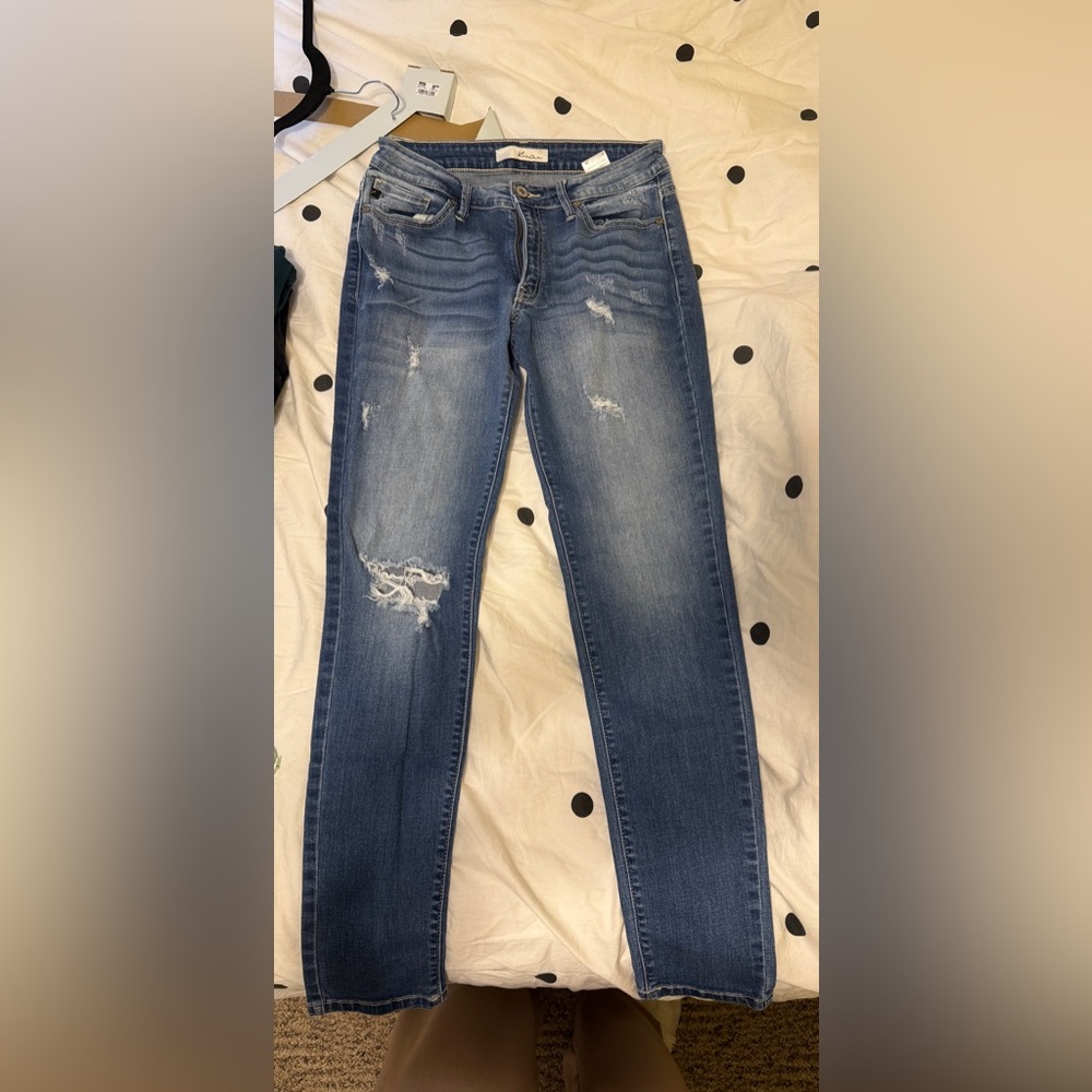 Women's Distressed Blue Jeans